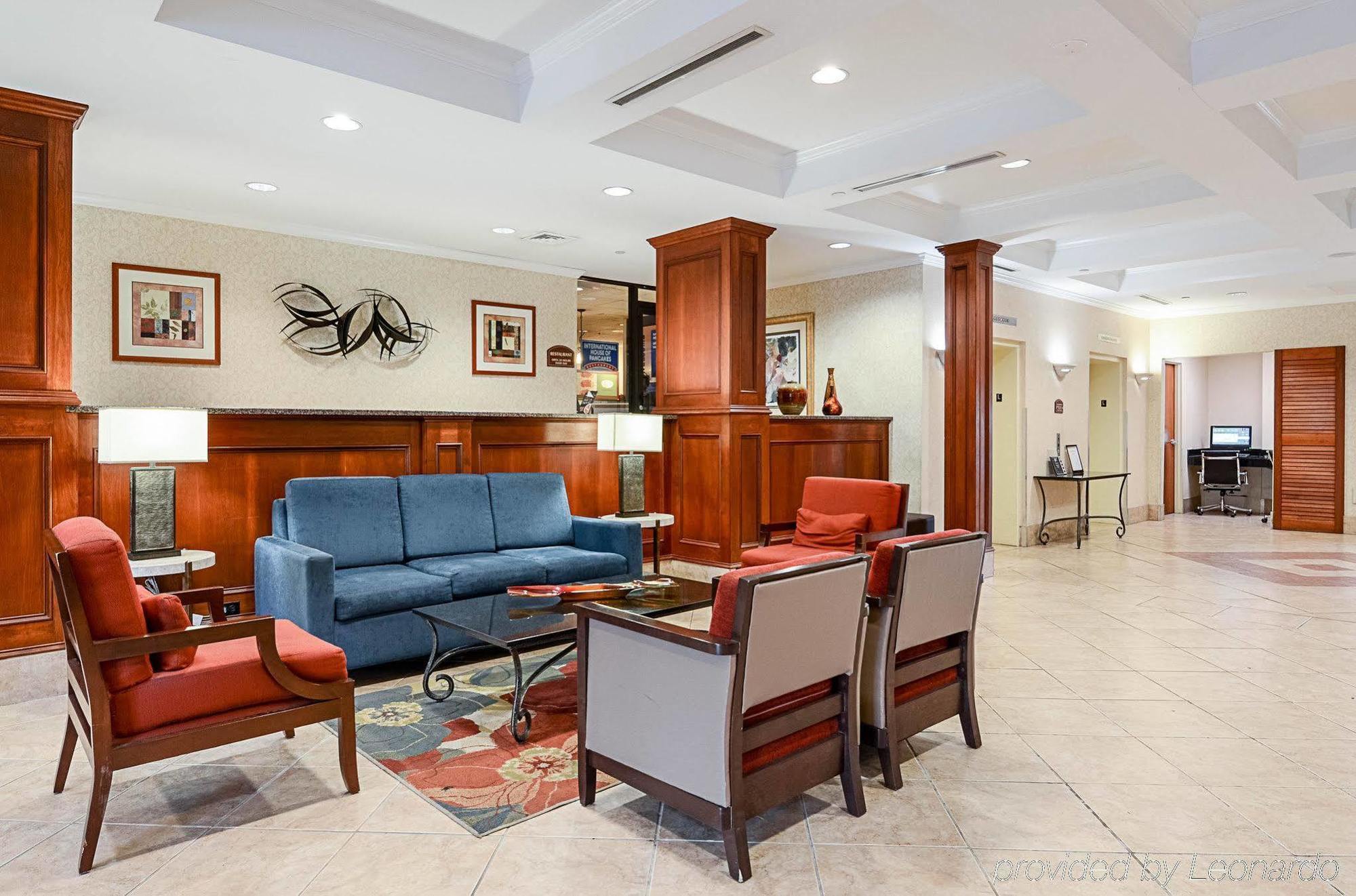 Fairfield Inn & Suites By Marriott Alexandria West/Mark Center Zewnętrze zdjęcie