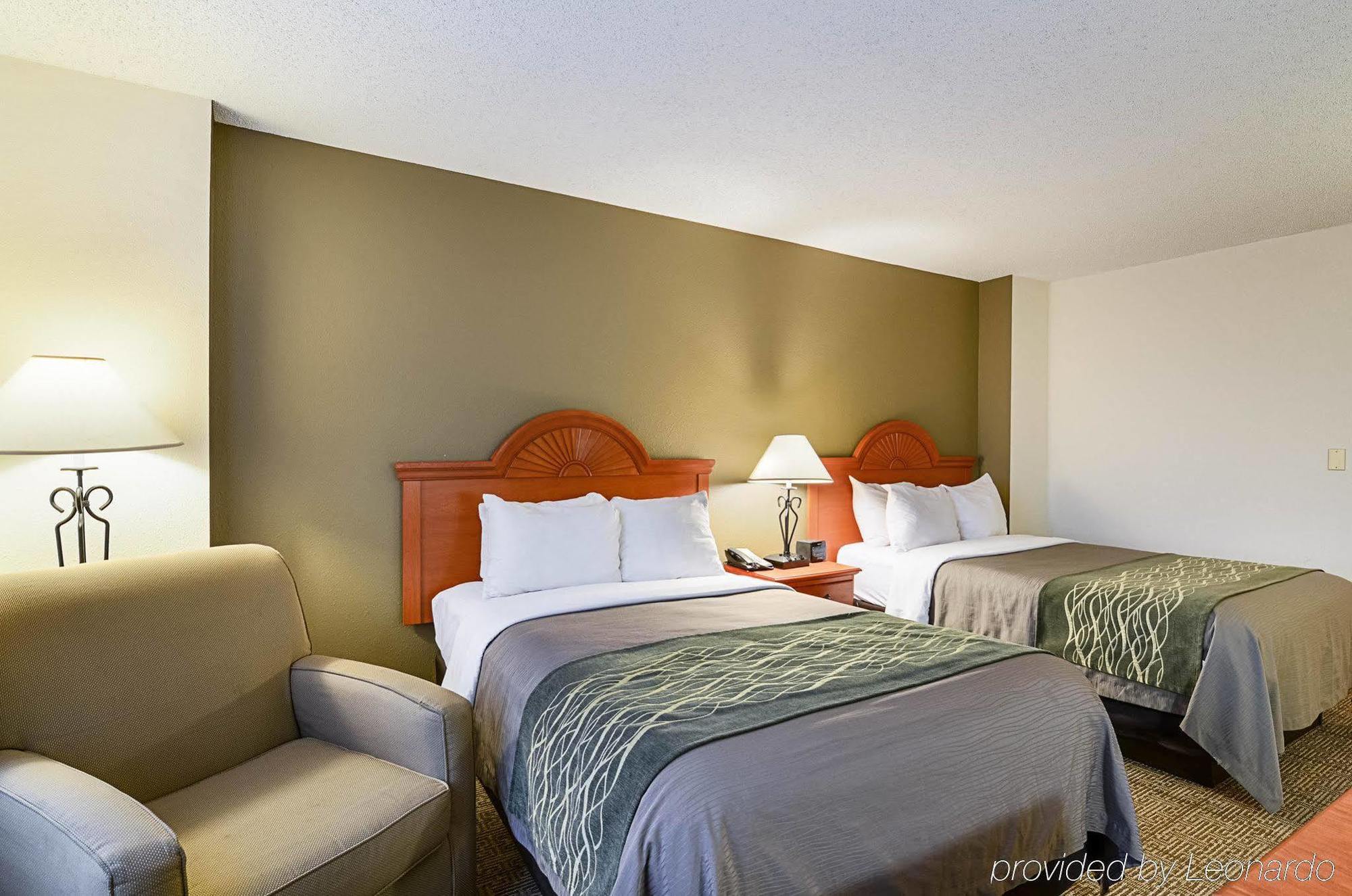 Fairfield Inn & Suites By Marriott Alexandria West/Mark Center Zewnętrze zdjęcie