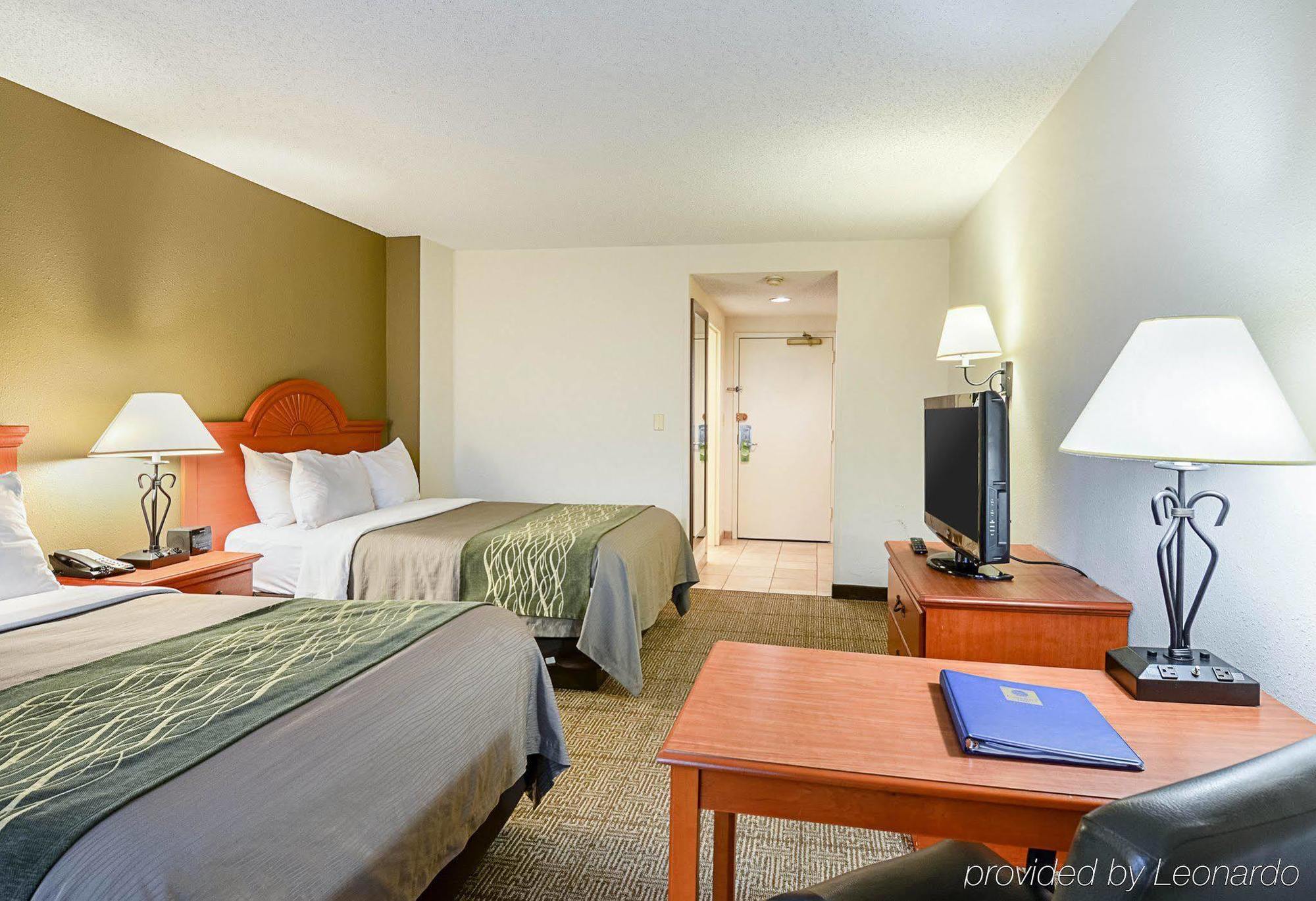 Fairfield Inn & Suites By Marriott Alexandria West/Mark Center Zewnętrze zdjęcie