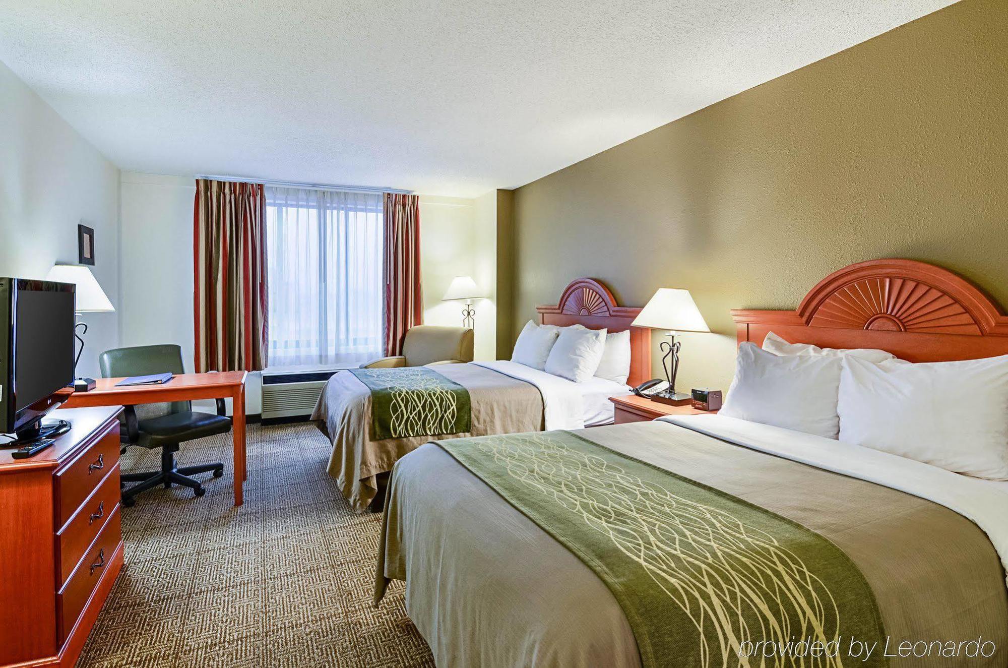 Fairfield Inn & Suites By Marriott Alexandria West/Mark Center Zewnętrze zdjęcie