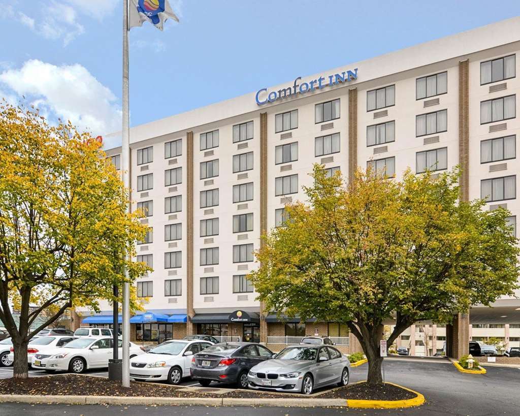 Fairfield Inn & Suites By Marriott Alexandria West/Mark Center Zewnętrze zdjęcie