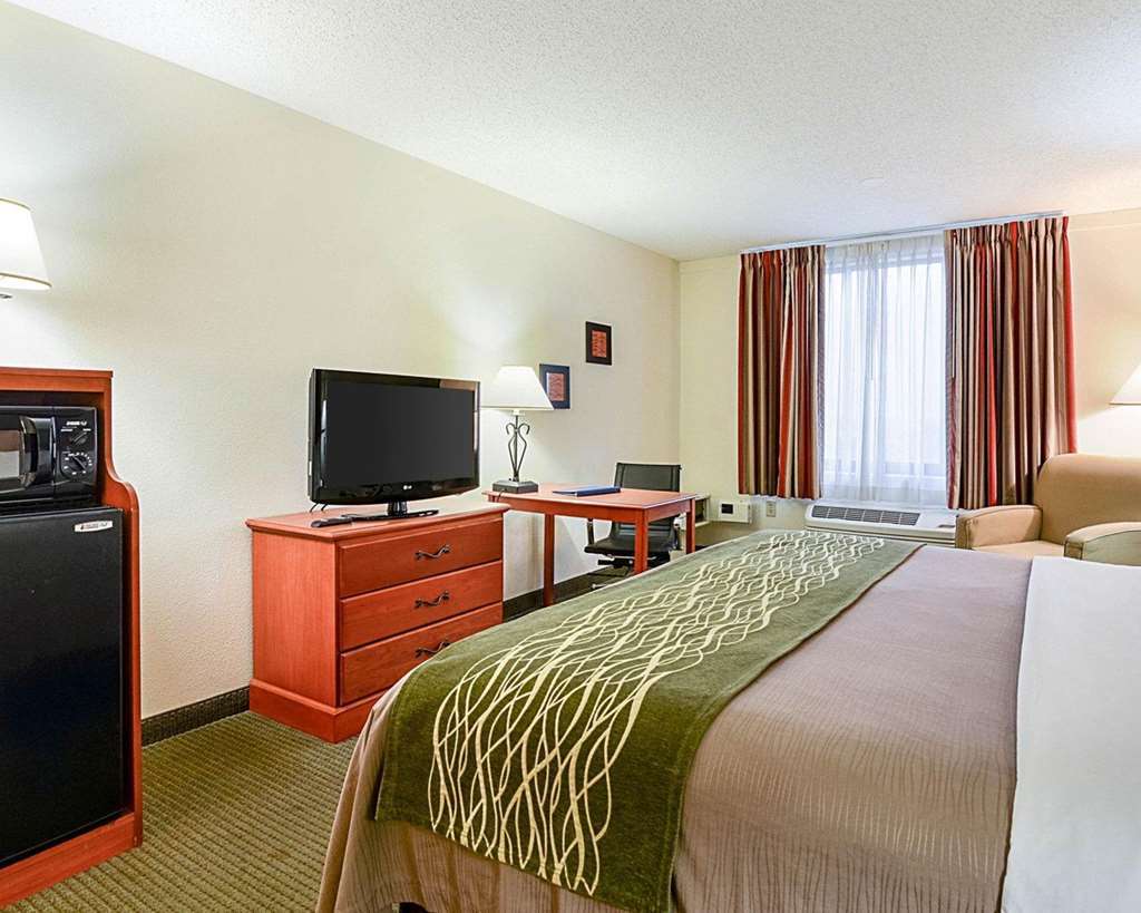 Fairfield Inn & Suites By Marriott Alexandria West/Mark Center Zewnętrze zdjęcie