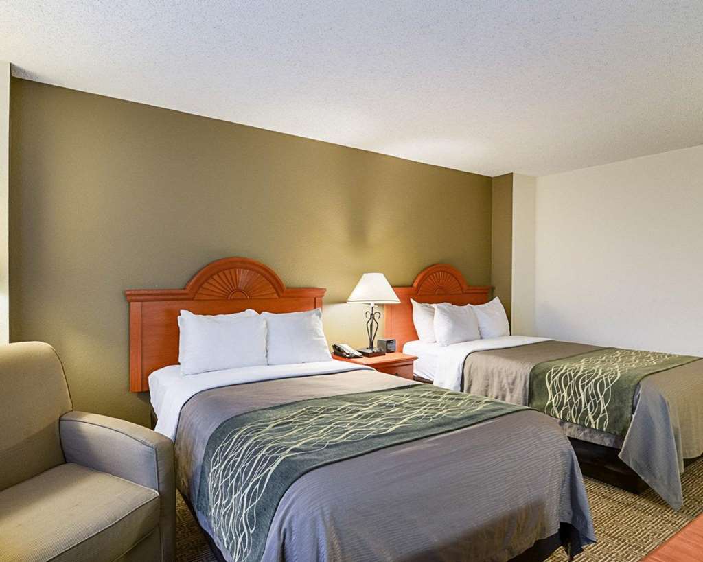 Fairfield Inn & Suites By Marriott Alexandria West/Mark Center Zewnętrze zdjęcie
